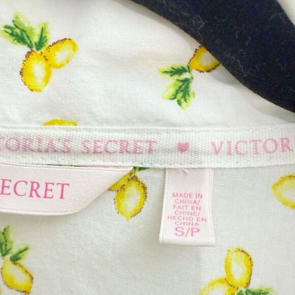 Victoria’s Secret Lemon Print Pajama Set Citrus Fruit Button Up Y2K Sleep Small - Picture 5 of 12